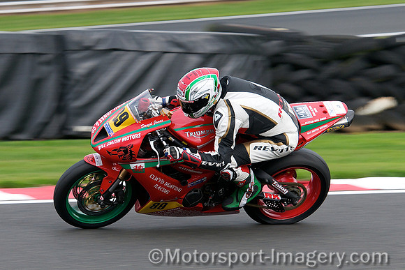 David Jones, Triumph 675