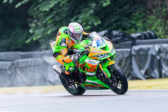 22 Eunan McGLINCHEY Kawasaki - Gearlink Kawasaki
