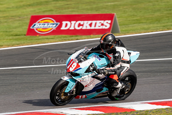 19 Craig Kelly,
