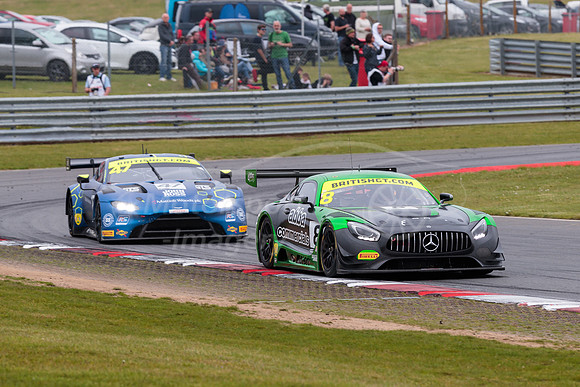 8  Team ABBA Racing - Mercedes-AMG GT3  Richard Neary / Adam Chr