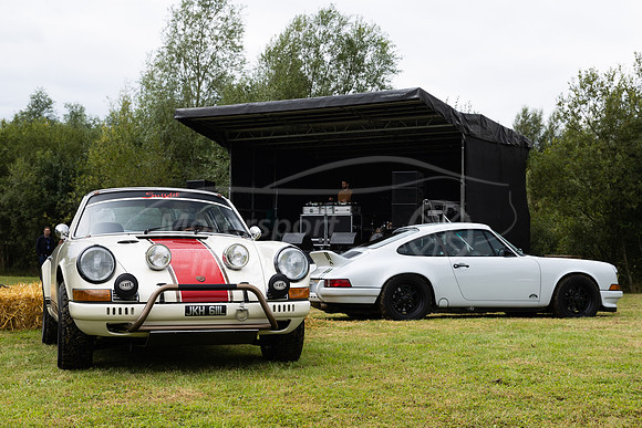 JKH 611L  Porsche 911 Targa