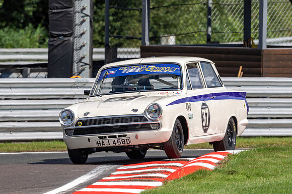 37 Mike Gardiner / Dan Cox Ford Lotus Cortina