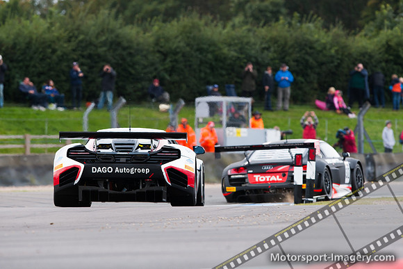 32  Belgian Audi Club Team WRT   Audi R8 LMS  Adam Carroll / Lau