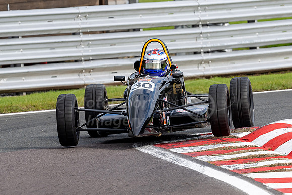30 Stephen Barlow Ray GR09