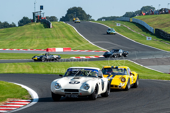 37 Mike Gardiner / Josh Cook TVR Griffith 200