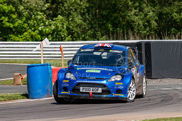 33, John Cope, Simon Bowen, Ford Fiesta