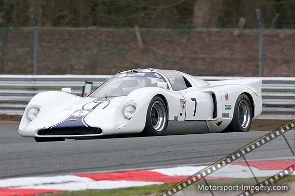 David and Samuel Carrington-Yates, Chevron B16