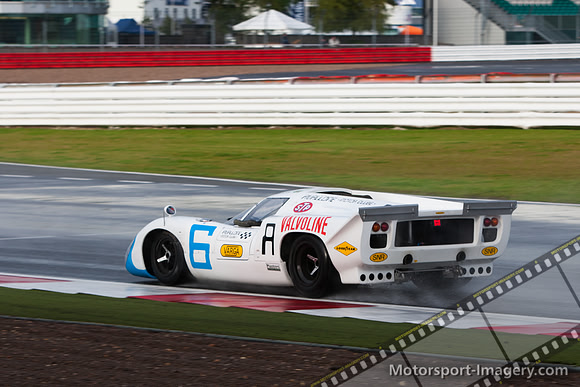 Leo Voyazides/Simon Hadfield  Lola T70 Mk3b