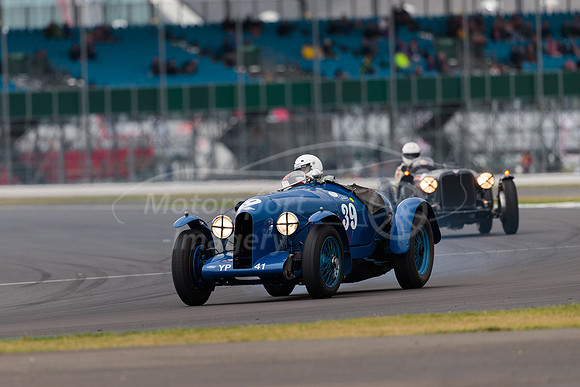 39 Oliver Llewellyn / Tim Llewellyn