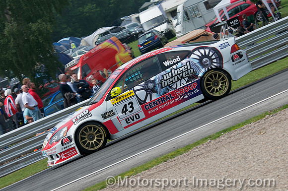 Lee Wood