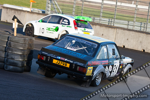 Darryl Morris / Sion Humphreys
