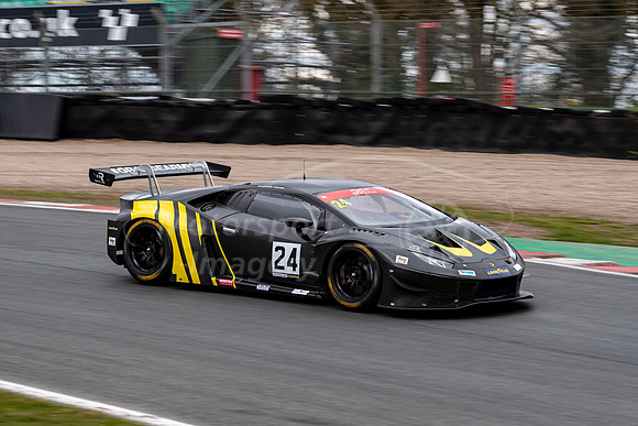24 Lucky Khera- Lee Frost- Lamborghini Huracan GT3
