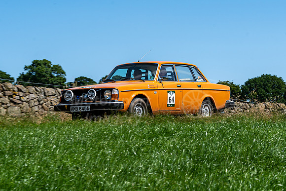 64 Graham Briggs / Nick Middleton