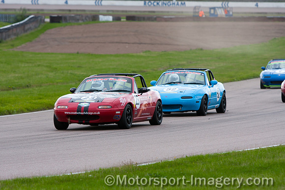 Creative Touch Design Sponsored MX5 at Rockingham