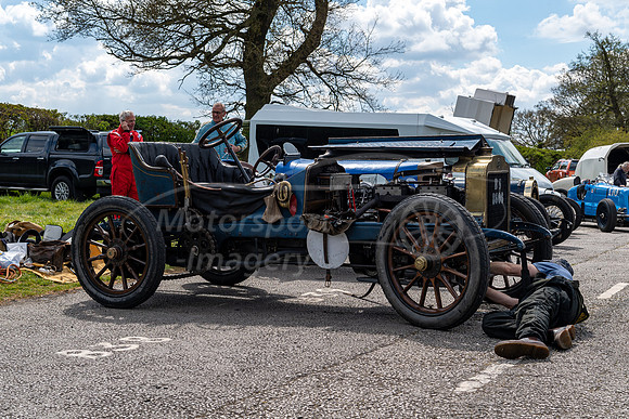 77  John DEVEUVE, BRASIER RACE ABOUT,