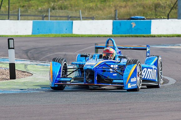 Robin Frijns