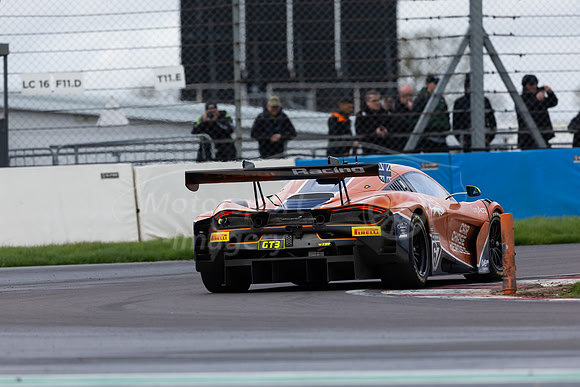 67 Simon Orange / Tom Roche