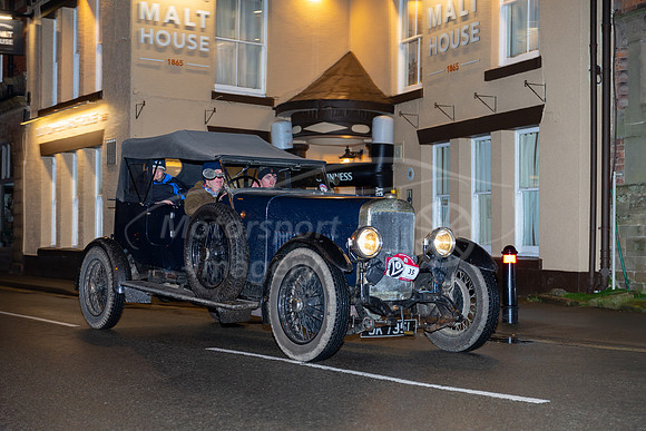 35  Paul Hoskins & Harry Hoskins