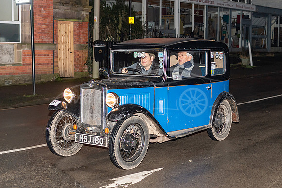 37  Tom Peppiatt & Jack Peppiatt, AUSTIN 7  HSJ 180