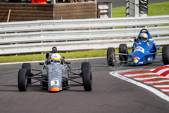 3 Tom Brown Van Diemen RF91