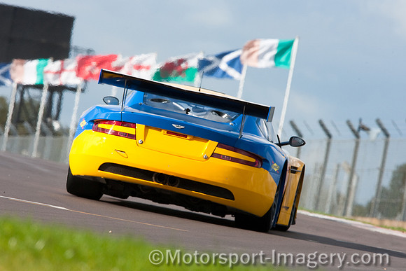 Tom Black, Stuart Hall, Aston Martin DBRS9