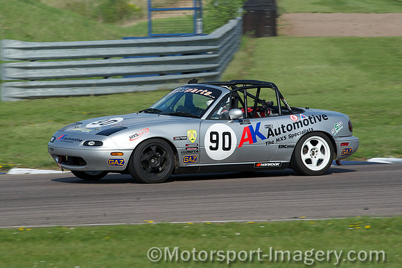 Mazda MX5, Alan Henderson