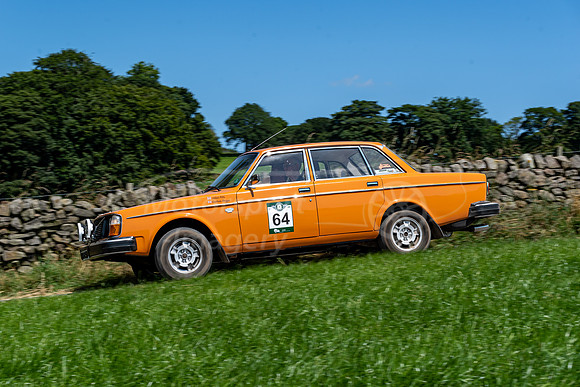 64 Graham Briggs / Nick Middleton