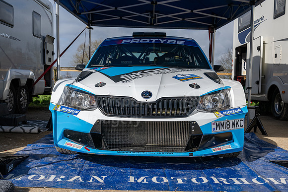 44 Roger Moran Daniel Petrie