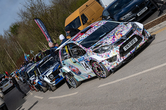 14 Ollie Mellors Ian Windress