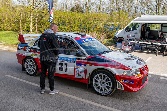 37 Richard Slinger Mark Twiname