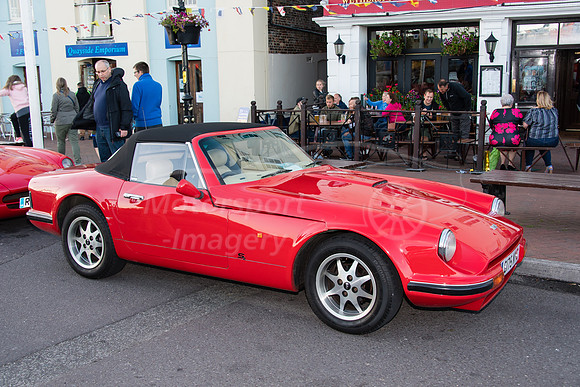 TVR S2