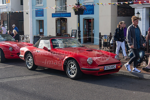TVR S2