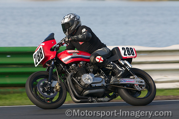 Daniel Bullin,  Kawasaki 750