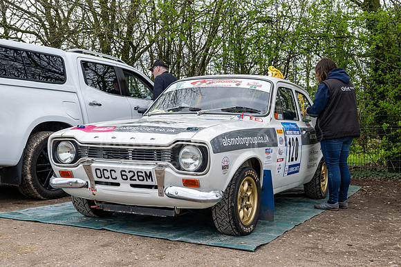 120 Rob Graham Helen Harkness