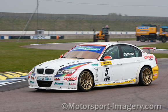 Mat Jackson - BMW 320Si