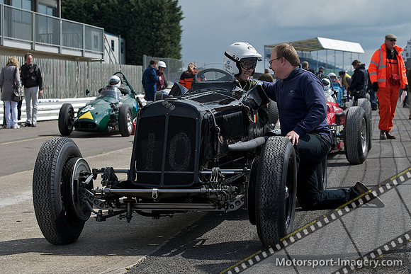 Car No 10