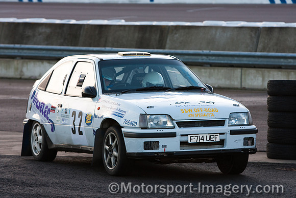 32 Steve Blackham and Helena Mayall