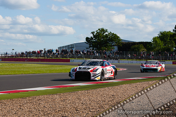 Nick McMillen / Florian Strauss / Alex Buncombe