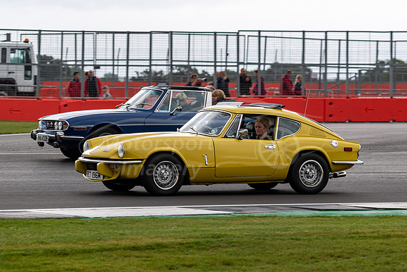 RCT196M Triumph GT6