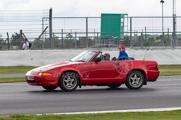 TAD206W Triumph TR7
