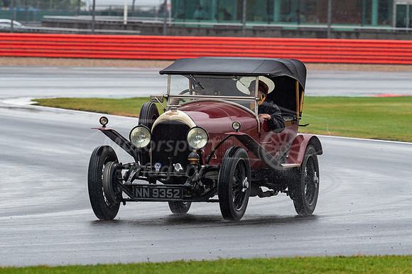 NN9352 1925 2 L:itre Bentley Tourer