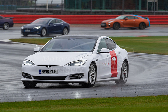 Tesla MV16YLH