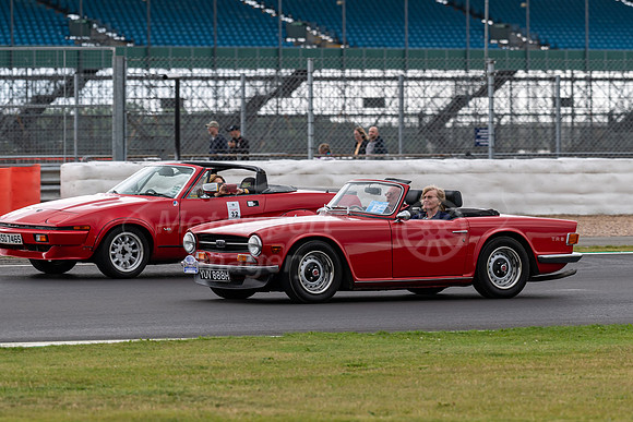 YUV888H Triumph TR6