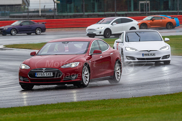 Tesla RY65SXE