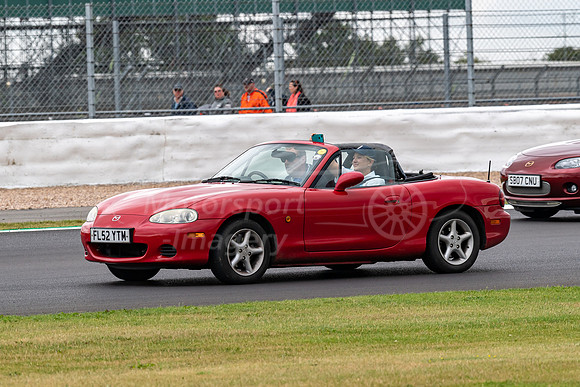FL52YTM Mazda MX-5