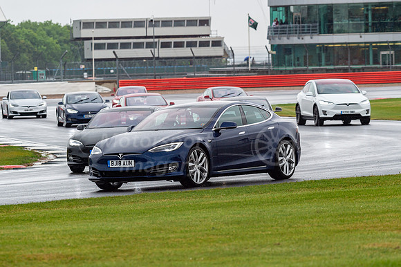 BJ18AUM Tesla Model S