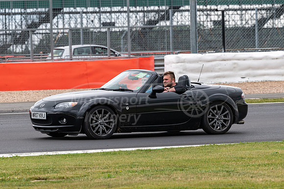 WR07KVJ Mazda MX-5