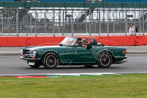 HRO303L Triumph TR6