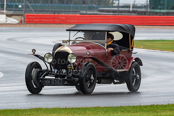 NN9352 1925 2 L:itre Bentley Tourer