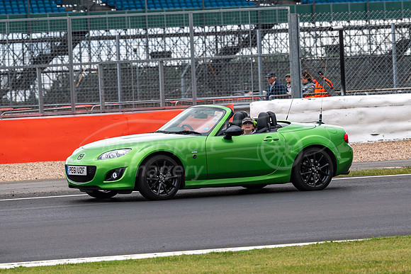 PE61UZF Mazda MX-5